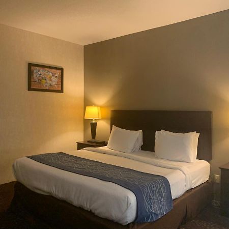 Economy Inn & Suites Hannibal Extérieur photo
