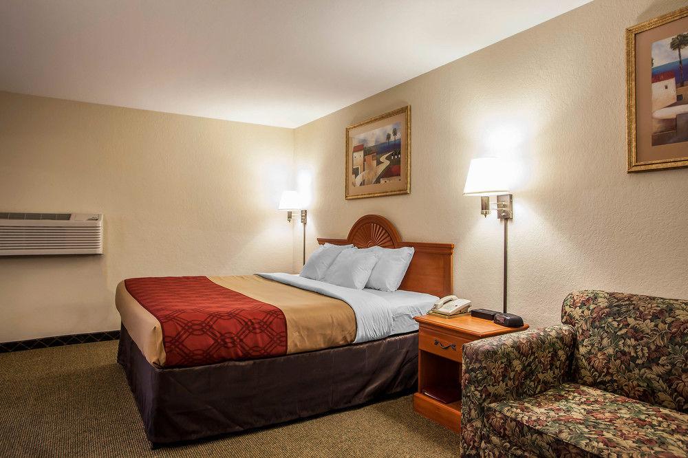 Economy Inn & Suites Hannibal Extérieur photo